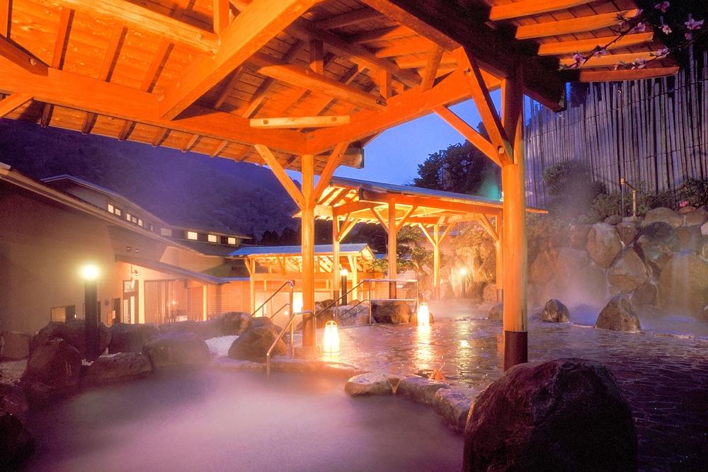 Hakonenomori Okada Hotel Buitenkant foto