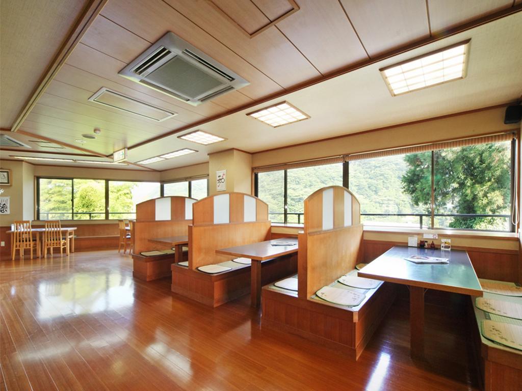 Hakonenomori Okada Hotel Buitenkant foto